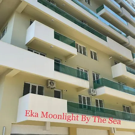 Eka Moonlight By The Sea Mamaia