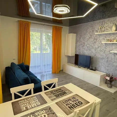 Eka Moonlight By The Sea * Mamaia